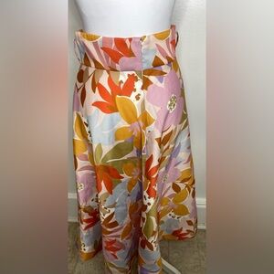 SHEIKE HOW TO LOVE ME LONGET Floral Midi Skirt with Multicolor Design